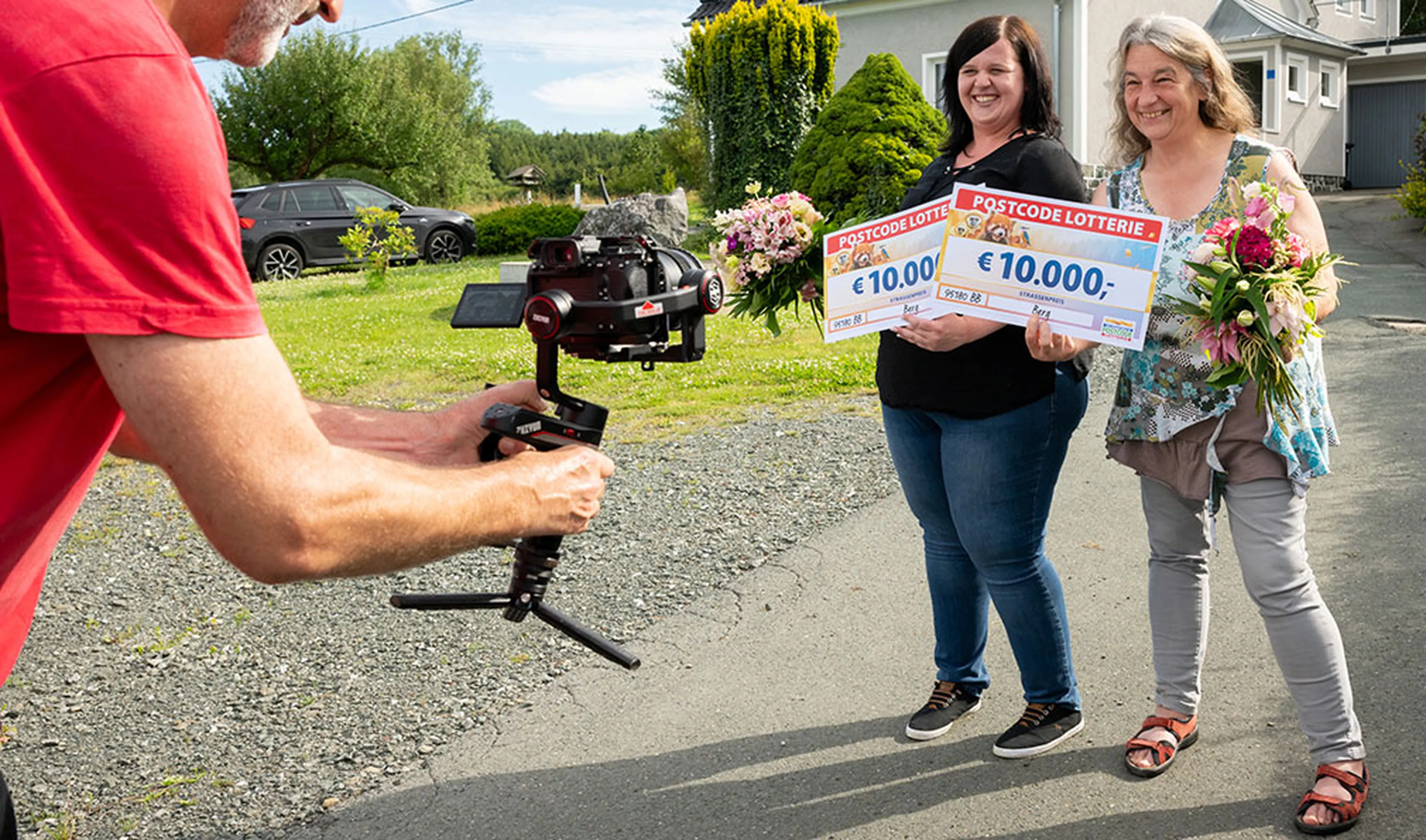 Der Straßenpreis über 10.000 Euro pro Los geht nach Berg in Bayern