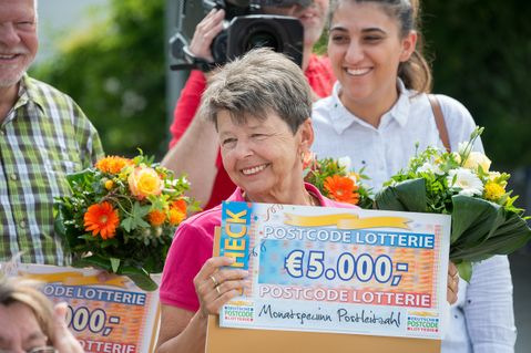 02-juni-2017-65760-eschborn-hessen-bfb5a59bd496412e776450f577a106d9.jpeg