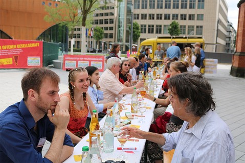 initiative-offene-gesellschaft-2-666e32cc68b3b384f147073e30397e73.jpg