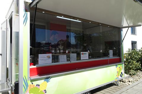 beschaeftigungsprojekt-foodtruck-supafood-acbf2a8e36e5f3e6ab6b244618d5a58e.jpg