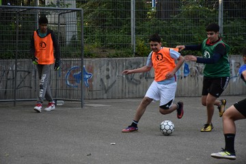 buntkicktgut-9d7bc85fb61b431f08f0ebf939efdfa7.jpg