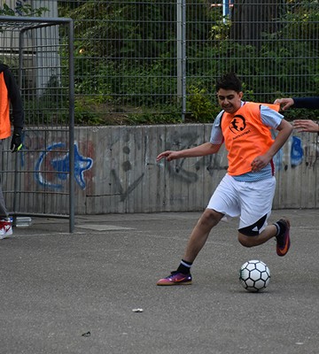buntkicktgut-9d7bc85fb61b431f08f0ebf939efdfa7.jpg