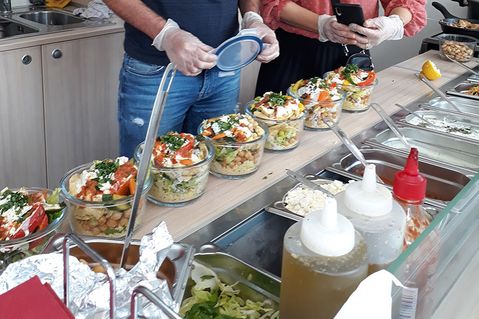 beschaeftigungsprojekt-foodtruck-supafood-add064a14acfaf042fd3499066d0c4b1.jpg