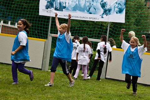 laureus-sport-for-good-foundation-5efea9392bfdda0375bd8bbcc578c350.jpg