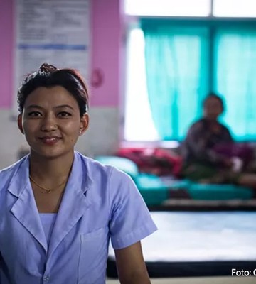 care-hebammen-2023-04.jpg