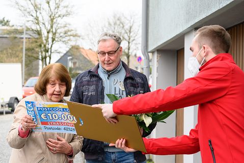 13-maerz-2021-42329-wuppertal-nordrhein-westfalen-be833fc059aea905bd6561b19f213be6.jpg