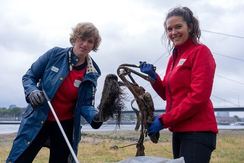rhine-cleanup-2-a87a6f01b54220697c191c5bc2089a04.jpg