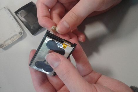Das Projekt das Leben mit Smartphones von Partnerschaft mit Afrika e.V. kann dank der Deutschen Postcode Lotterie neue Referenten und Arbeitsmittel finanzieren Das Projekt das Leben mit Smartphones von Partnerschaft mit Afrika e.V. kann dank der Deutschen Postcode Lotterie neue Referenten und Arbeitsmittel finanzieren
