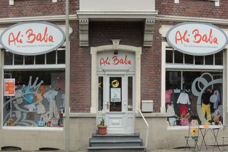 Das Café kleine Else von Alternative Lebensräume e.V. wird von der Deutschen Postcode Lotterie unterstützt und möchte hilfsbedürftige Frauen zurück ins Arbeitsleben führen Das Café kleine Else von Alternative Lebensräume e.V. wird von der Deutschen Postcode Lotterie unterstützt und möchte hilfsbedürftige Frauen zurück ins Arbeitsleben führen