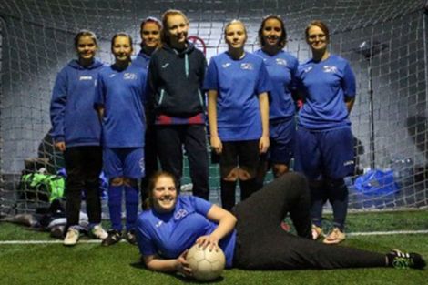 Soccer Girls haben Spaß dank unserer Teilnehmer Soccer Girls haben Spaß dank unserer Teilnehmer