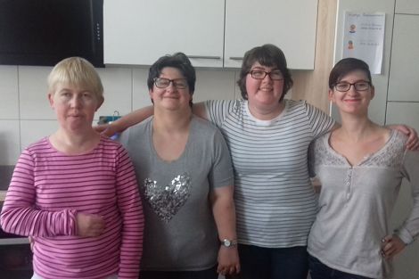 Gruppenbild Wohngemeinschaft Nordthüringer Lebenshilfe Gruppenbild Wohngemeinschaft Nordthüringer Lebenshilfe