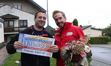 Herzlichen Glückwunsch zum Straßenpreis Herzlichen Glückwunsch zum Straßenpreis