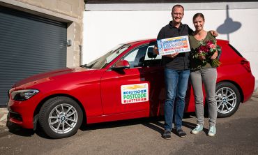 Wir gratulieren Sebastian und seiner Frau zum Straßenpreis Wir gratulieren Sebastian und seiner Frau zum Straßenpreis