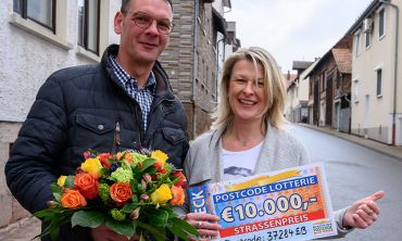 Herzlichen Glückwunsch nach Waldkappel zum Straßenpreis Herzlichen Glückwunsch nach Waldkappel zum Straßenpreis